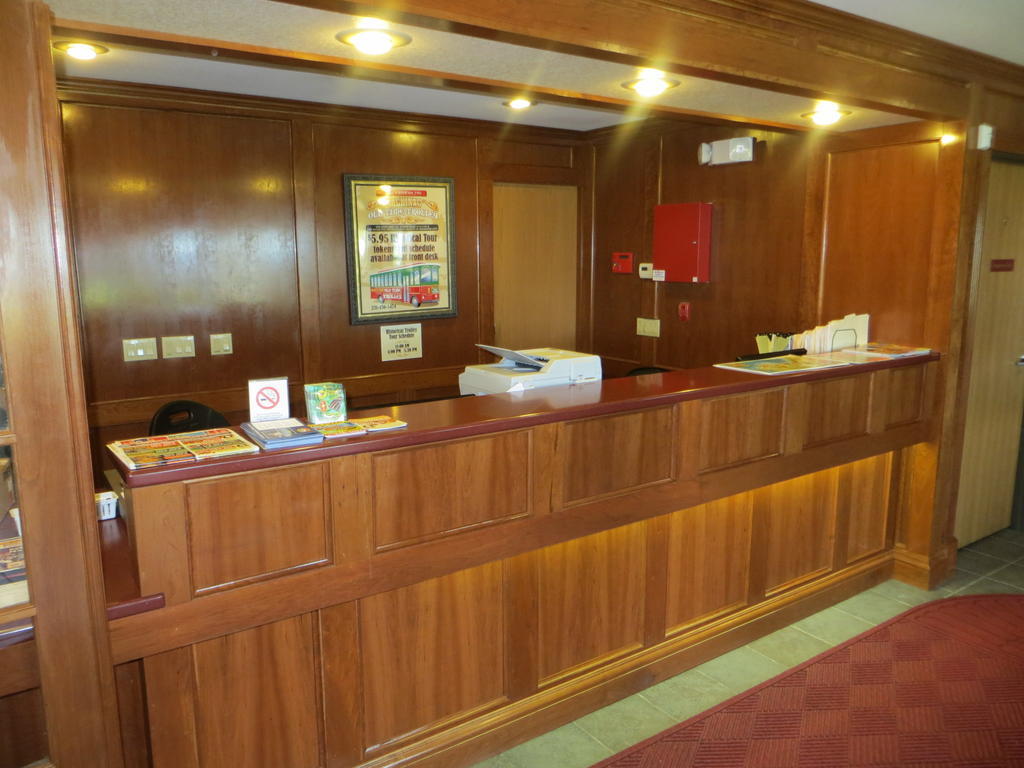 麦其诺海湾酒店 麦基诺城 外观 照片